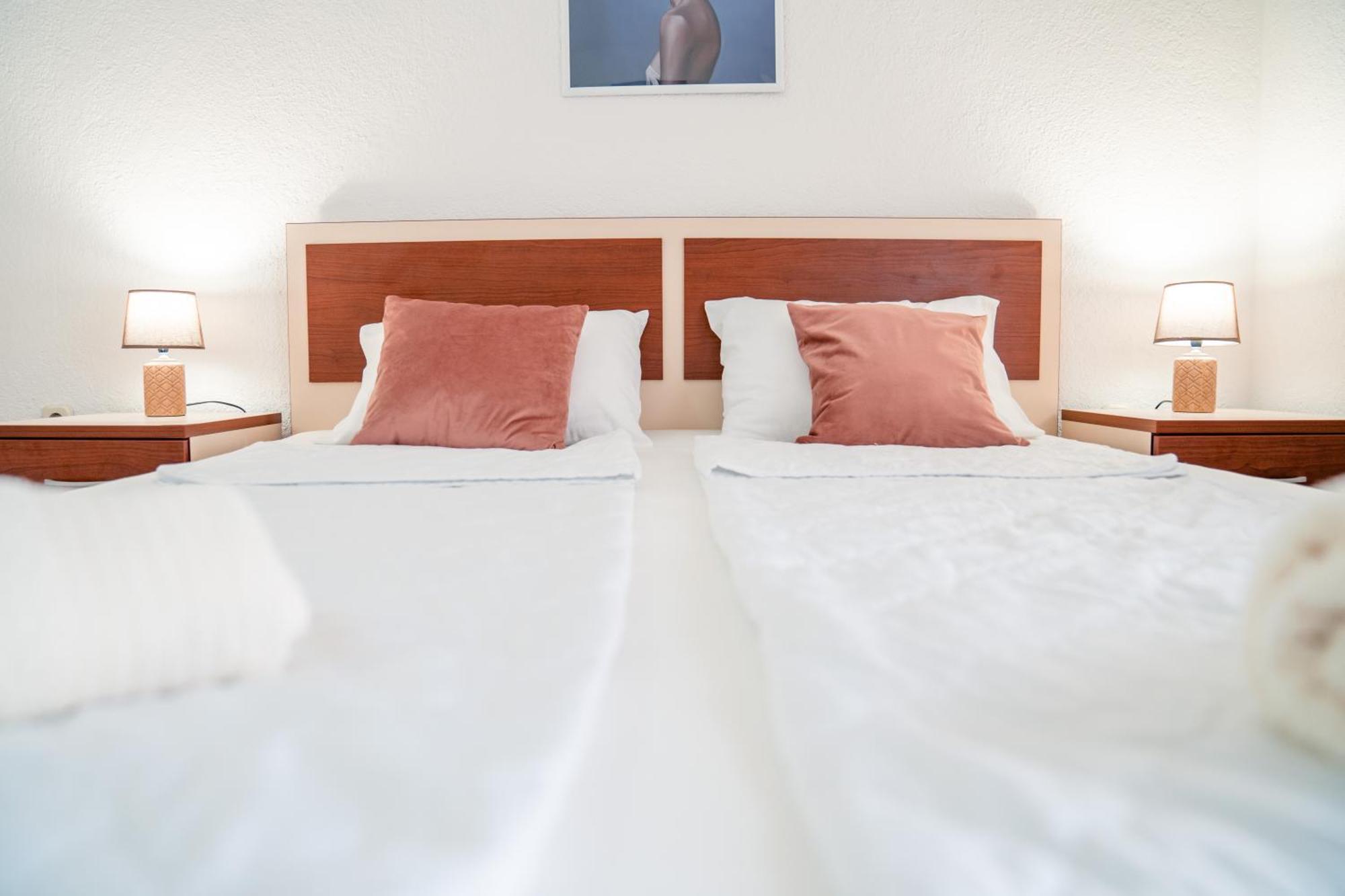Apartments Serafimoski Ochrid Pokoj fotografie