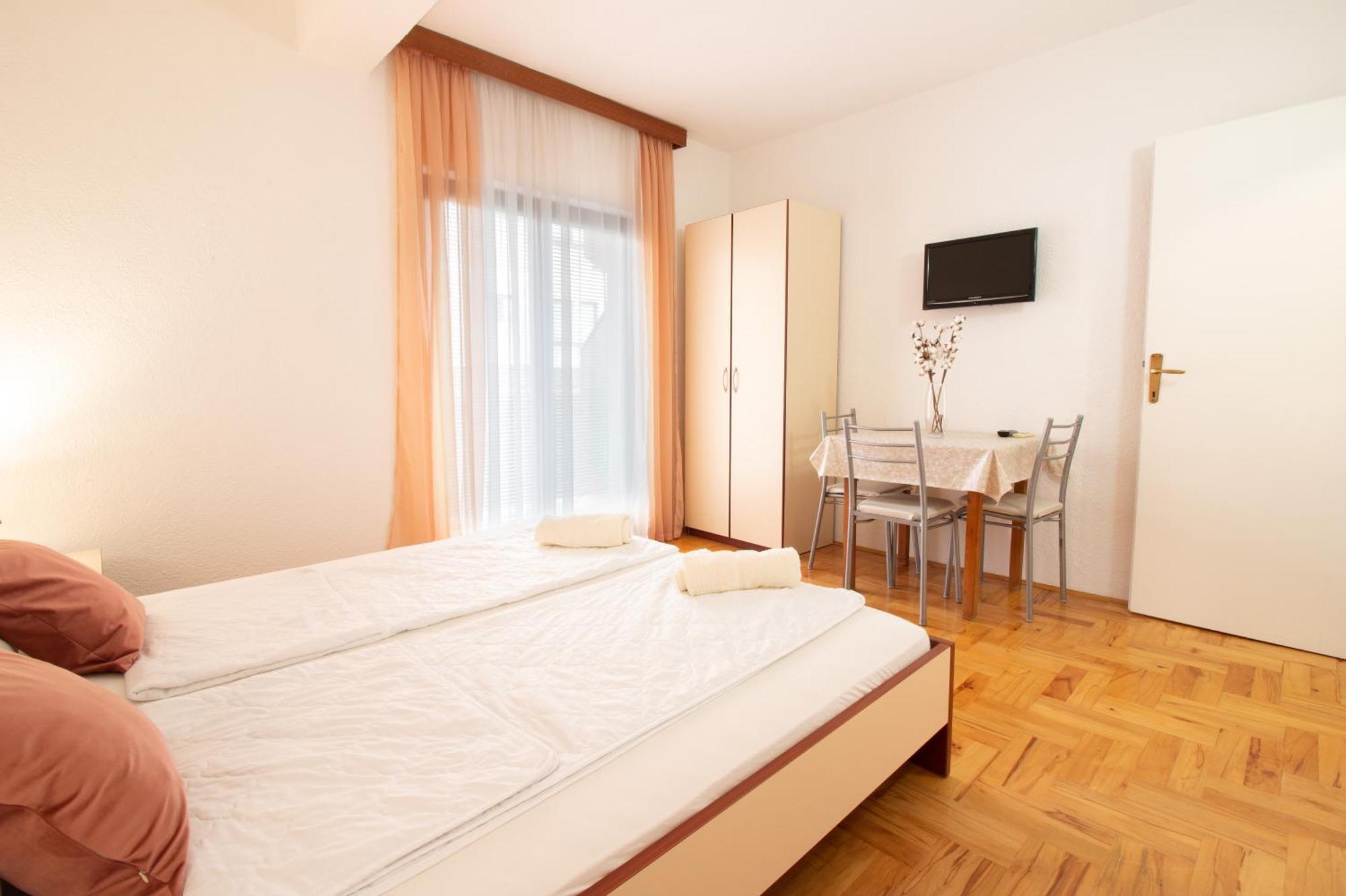 Apartments Serafimoski Ochrid Pokoj fotografie